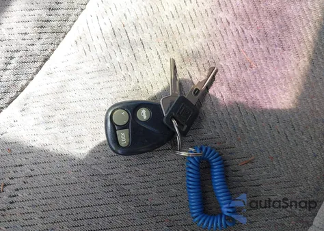 1998 Chevrolet Monte Carlo Ls from USA, damaged, VIN 2G1WW12MXW9114335